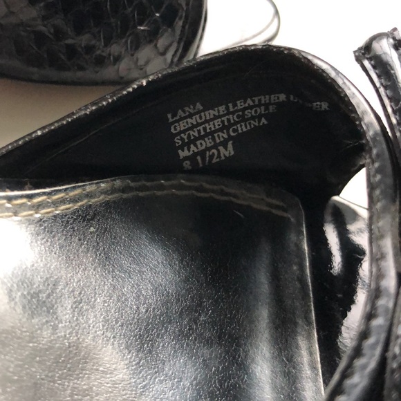 White House Black Market WHBM LANA HEELS BOW TIE - Picture 5 of 7